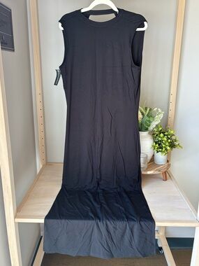 BB Dakota Sasha Long Maxi Dress Mock Neck Open Back Black Soft
Evening Sz L NWT